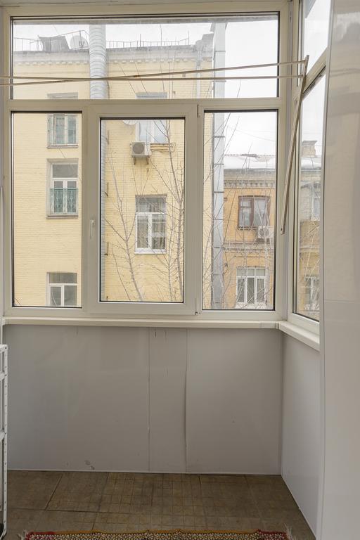 Простора 3 Кімнатна Біля Майдану Незалежності Daire Kiev Dış mekan fotoğraf